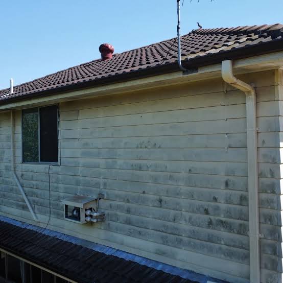 House washing before